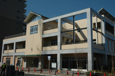 画像:花小金井図書館 外観